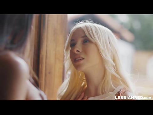 ❤️ Dívka se po několika měsících vrátí domů a skončí u lízání kundy své nevlastní matky ❤❌ Šukání video u nás ❌️❤